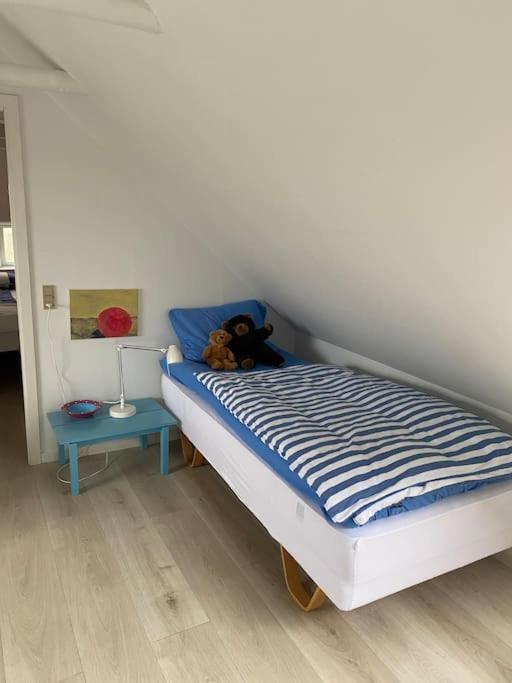 Skont Hus Pa Landet Taet Pa Billund Villa Give Ngoại thất bức ảnh